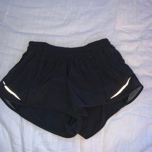 black lulu hotty hot shorts